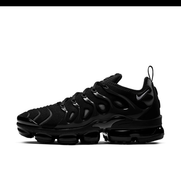 Nike Other - Nike vapor max size plus 9.5 mens black